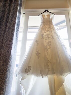 Enzoani - Dabra Wedding Dress